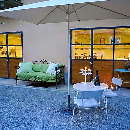 Tenuta Ajrale Bed & Breakfast Vigone