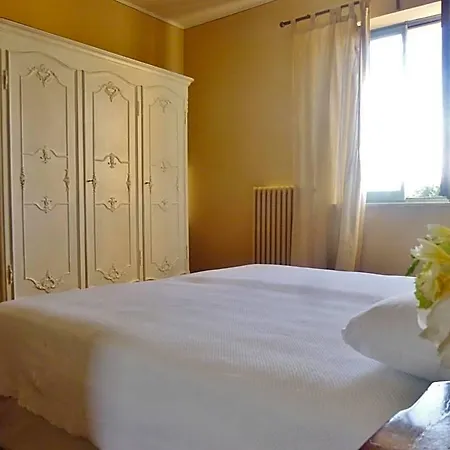 Bed & Breakfast Tenuta Ajrale 4*