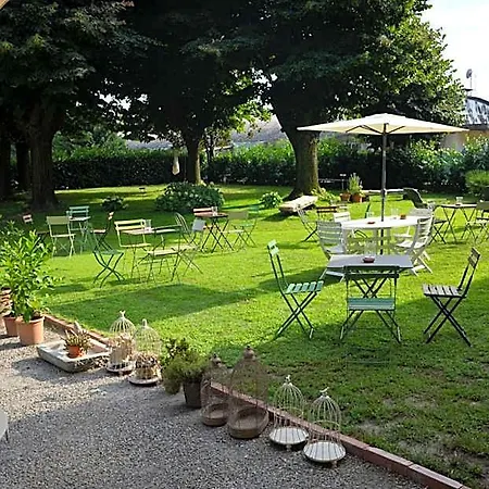 Bed & Breakfast Tenuta Ajrale