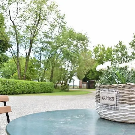 B&B Tenuta Ajrale 비고네