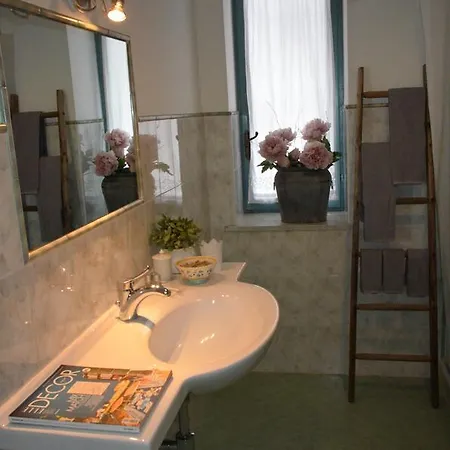 Bed & Breakfast Tenuta Ajrale
